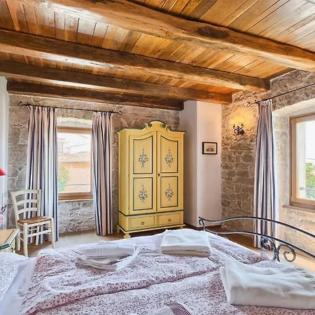 Casa Theresa Holiday home