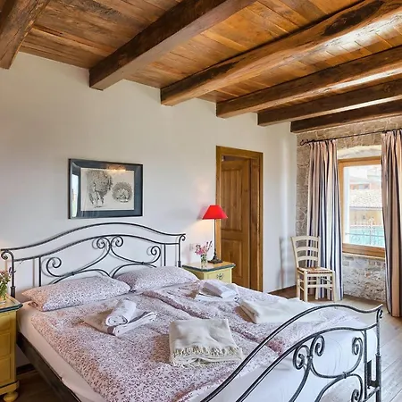 Casa Theresa *